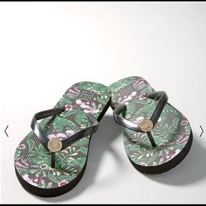 Lush Floral Flip Flop